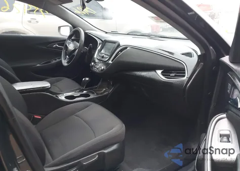 2017 Chevrolet Malibu Ls z USA, uszkodzony, nr VIN 1G1ZB5ST5HF204218